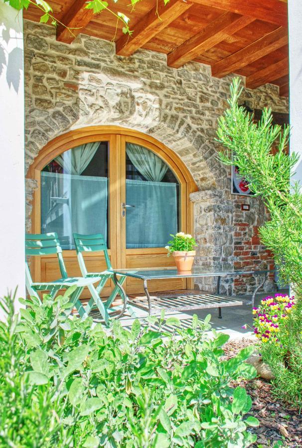 Romantic Boutique Hospitality Revine Lago Extérieur photo